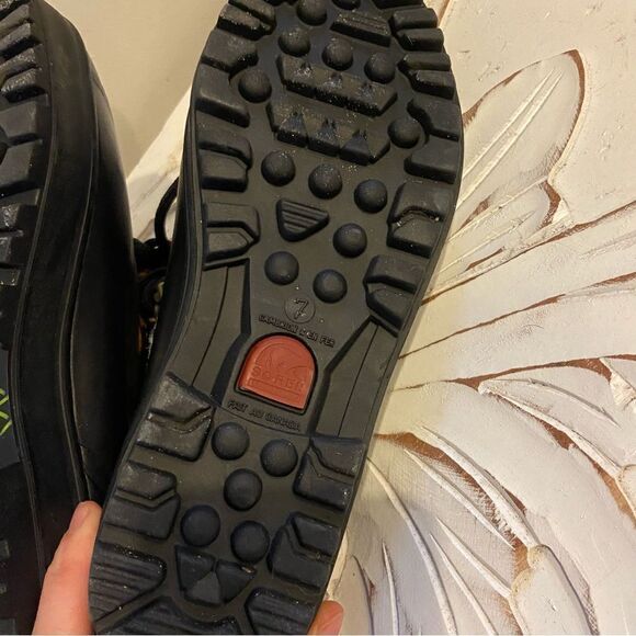 Vintage Sorel bronze colored winter boots size 7 - Picture 7 of 10